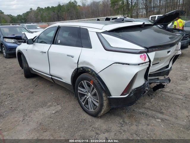 2024 CADILLAC LYRIQ 1GYKPRRK7RZ116943 Photo 2