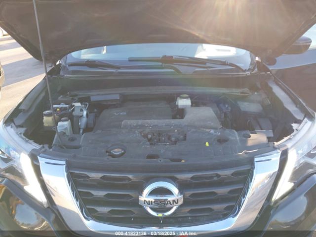 5N1DR2MN0JC638981 Nissan Pathfinder Sv