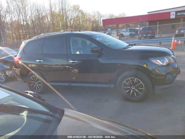 5N1DR2MN0JC638981 Nissan Pathfinder Sv