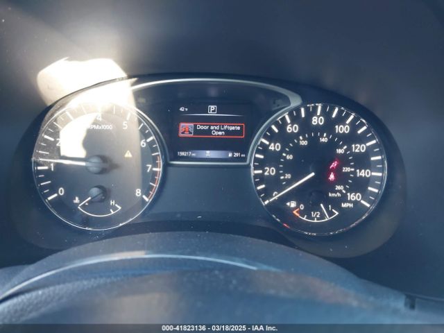 5N1DR2MN0JC638981 Nissan Pathfinder Sv