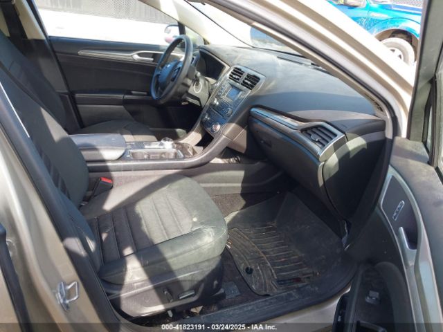 3FA6P0H72HR212892 Ford FUSION SE