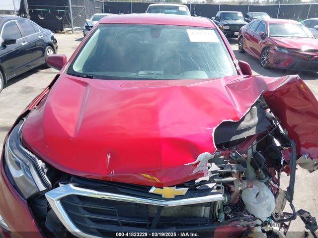 3GNAXKEV9KS679513 Chevrolet EQUINOX LT