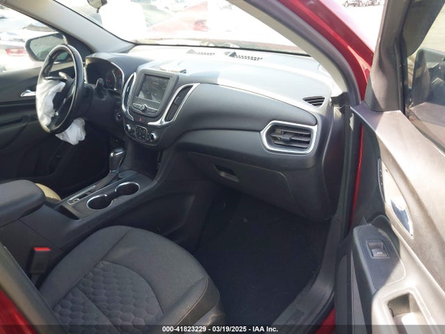 3GNAXKEV9KS679513 Chevrolet EQUINOX LT