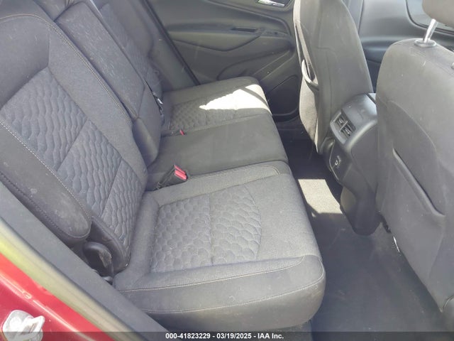 3GNAXKEV9KS679513 Chevrolet EQUINOX LT