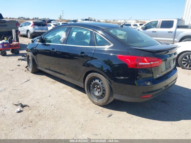 1FADP3J24HL295571 Ford Focus Titanium