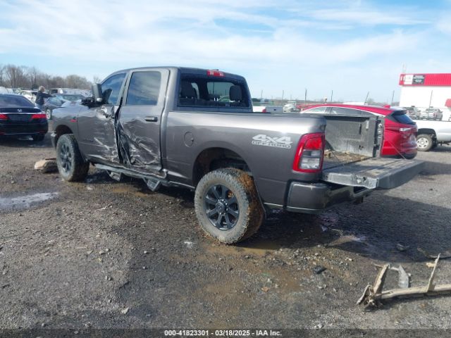 2022 RAM 2500 3C6UR5DL2NG167320 Photo 2