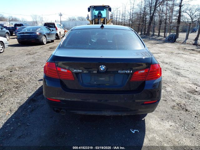 WBA5A7C50FD621076 BMW 528i Xdrive