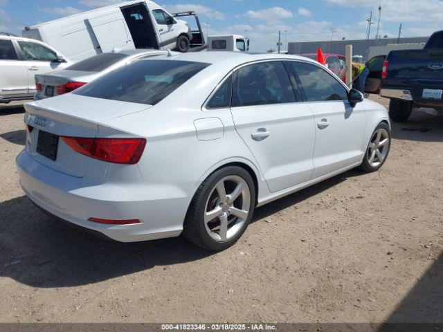 2015 AUDI A3 WAUACGFF0F1033693 Photo 3