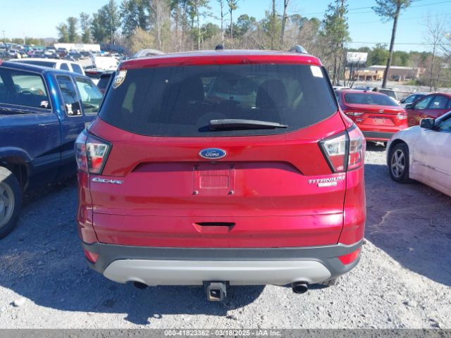 1FMCU9J98HUB86647 Ford Escape Titanium