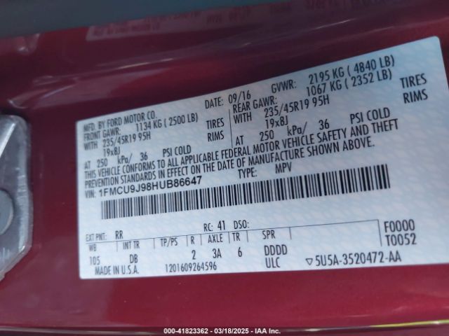 1FMCU9J98HUB86647 Ford Escape Titanium