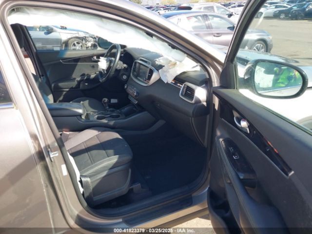 5XYPG4A34HG205997 KIA Sorento 2.4l Lx