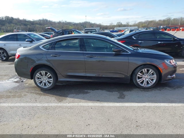 Chrysler 200 Limited 2015 1C3CCCABXFN528411 Image 13