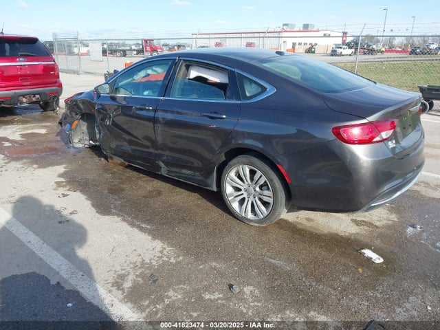 Chrysler 200 Limited 2015 1C3CCCABXFN528411 Image 3