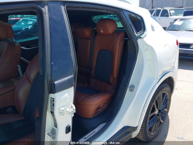 ZN661XUL4KX319060 Maserati Levante Granlusso