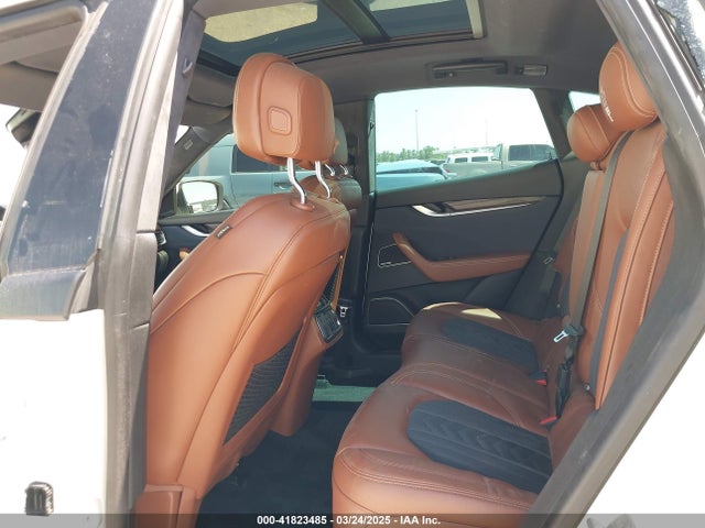 ZN661XUL4KX319060 Maserati Levante Granlusso