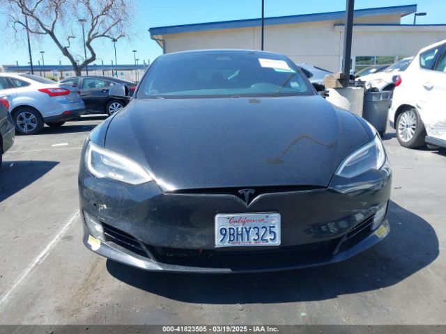 5YJSA1E20JF282889 Tesla Model S 100d/75d/p100d