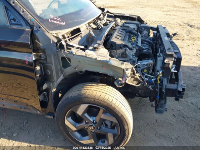 KMHRC8A38PU265821 Hyundai Venue Sel