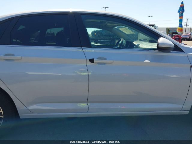 3VWE57BU0KM118403 Volkswagen Jetta 1.4t Sel