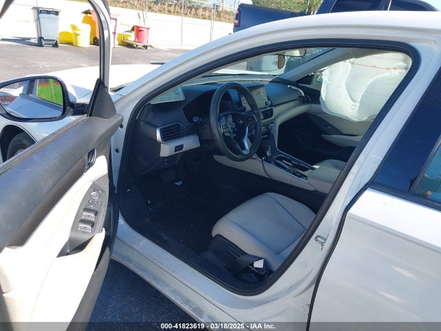 1HGCV1F13KA003073 Honda ACCORD LX