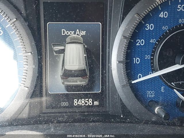 5TDYK3DC1FS577192 Toyota Sienna Xle 8 Passenger