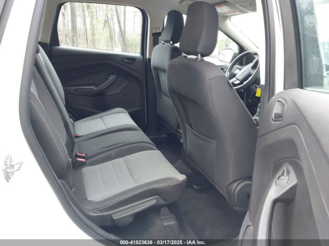 1FMCU0F71KUB48977 Ford ESCAPE S
