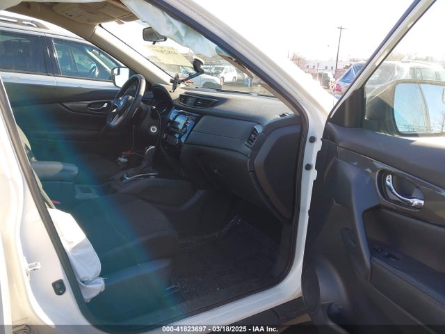 5N1AT2MV6HC784722 Nissan ROGUE S