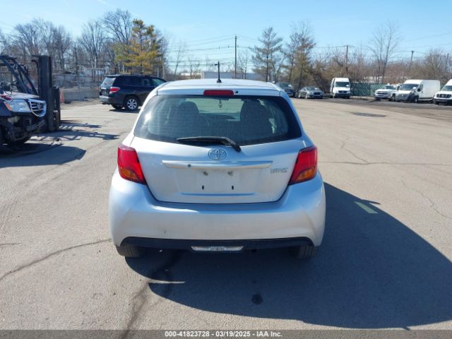 VNKKTUD38FA048576 Toyota YARIS L