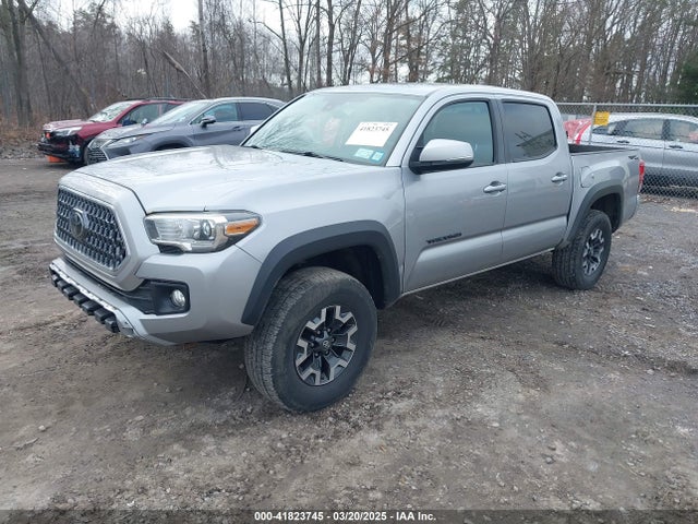 5TFCZ5AN8KX168893 Toyota Tacoma Trd Off Road