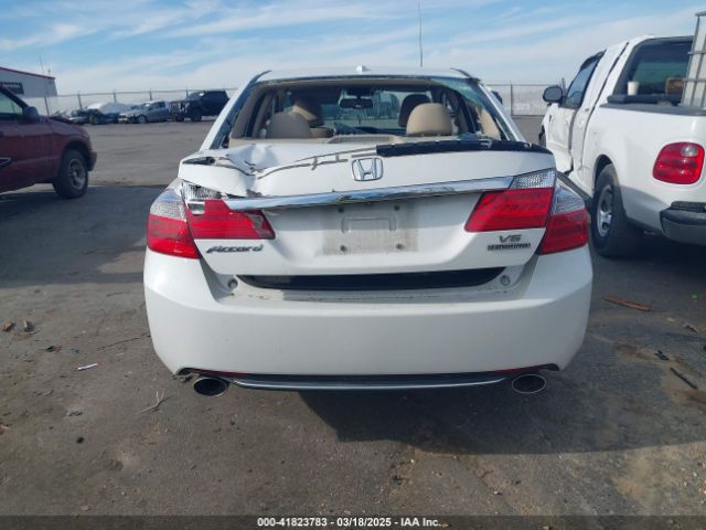 1HGCR3F97EA001322 Honda Accord Touring