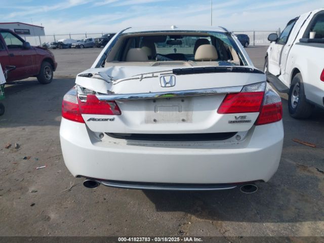 1HGCR3F97EA001322 Honda Accord Touring