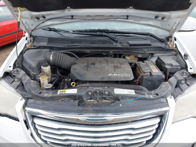 2C4RC1BG7ER404442 Chrysler Town & Country Touring