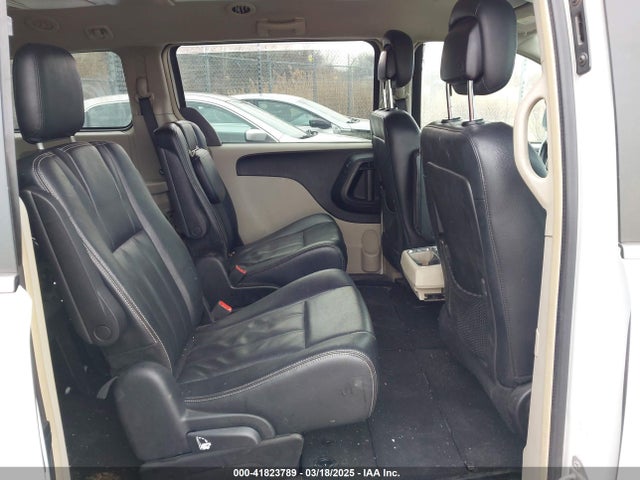 2C4RC1BG7ER404442 Chrysler Town & Country Touring