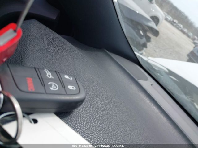 2C3CDXBG3FH768052 Dodge Charger Se