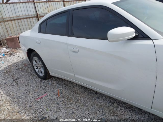 2C3CDXBG3FH768052 Dodge Charger Se