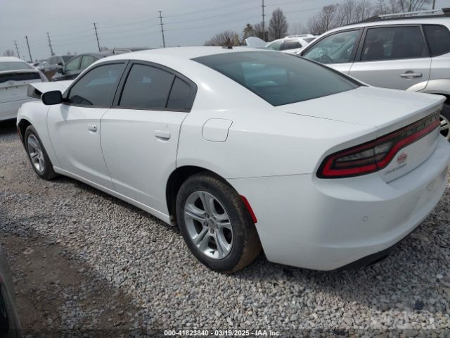 2C3CDXBG3FH768052 Dodge Charger Se