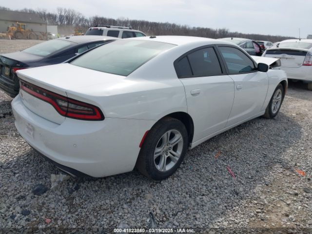 2C3CDXBG3FH768052 Dodge Charger Se