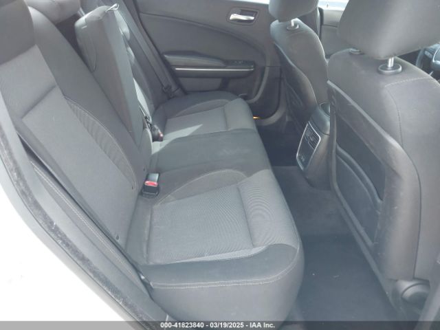 2C3CDXBG3FH768052 Dodge Charger Se