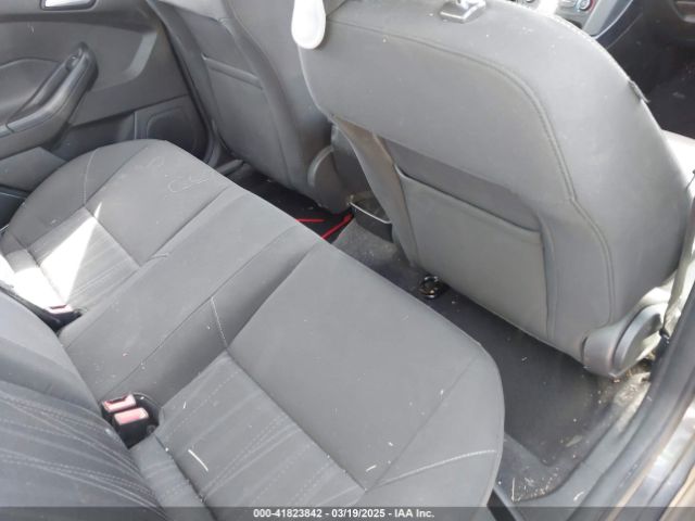 1FADP3F24GL355808 Ford FOCUS SE