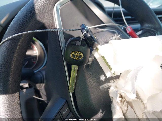 JTNB11HKXJ3014517 Toyota CAMRY LE