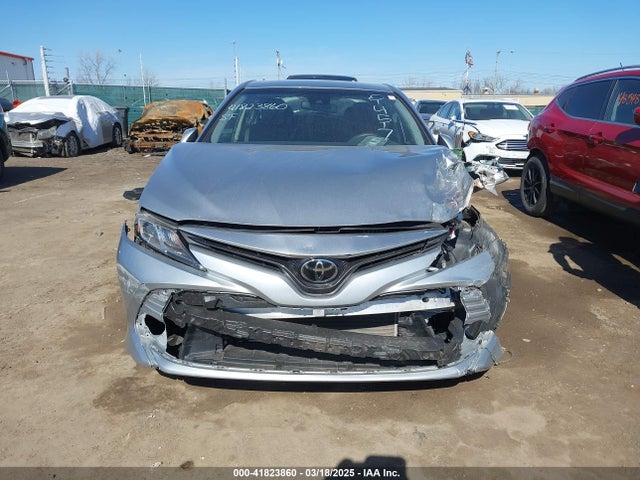 JTNB11HKXJ3014517 Toyota CAMRY LE