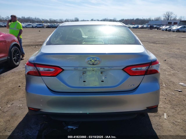 JTNB11HKXJ3014517 Toyota CAMRY LE