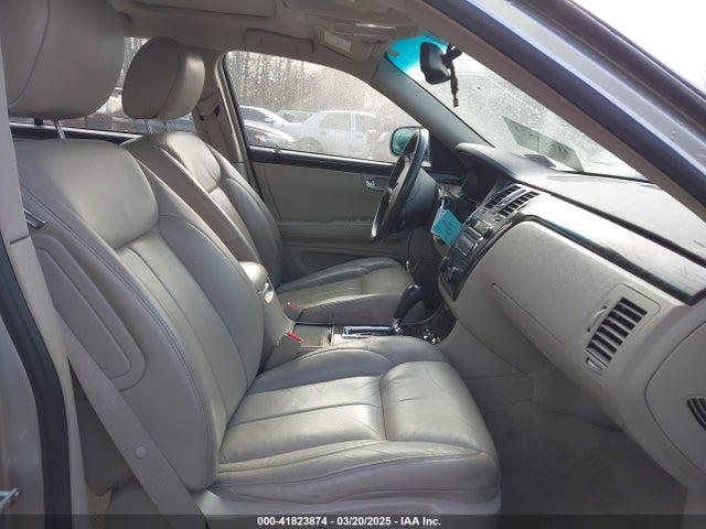 2010 CADILLAC DTS 1G6KA5EY5AU112839 Photo 4