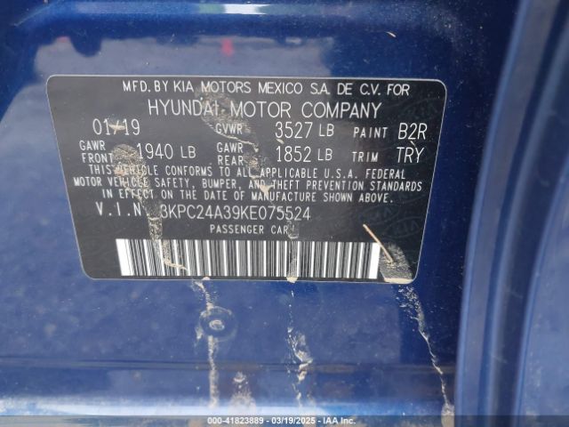 3KPC24A39KE075524 Hyundai ACCENT SE