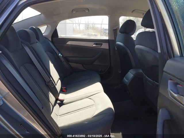 5NPE24AF8JH696542 Hyundai SONATA SE