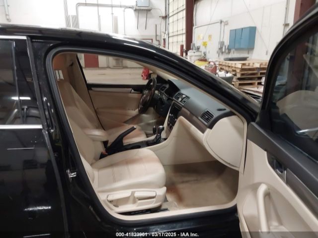 1VWAS7A31FC082955 Volkswagen Passat 1.8t Limited Edition
