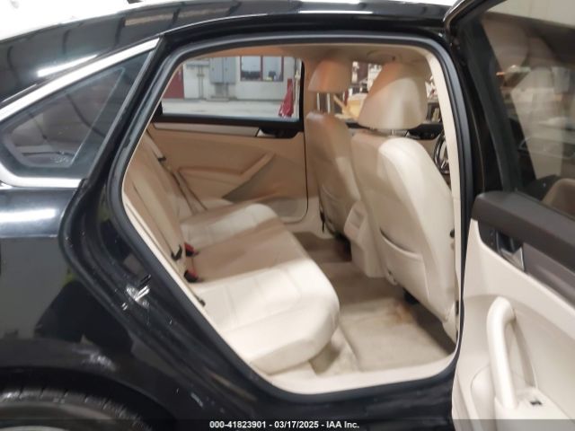 1VWAS7A31FC082955 Volkswagen Passat 1.8t Limited Edition
