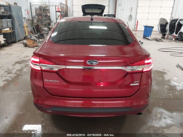 3FA6P0HD8HR405800 Ford FUSION SE