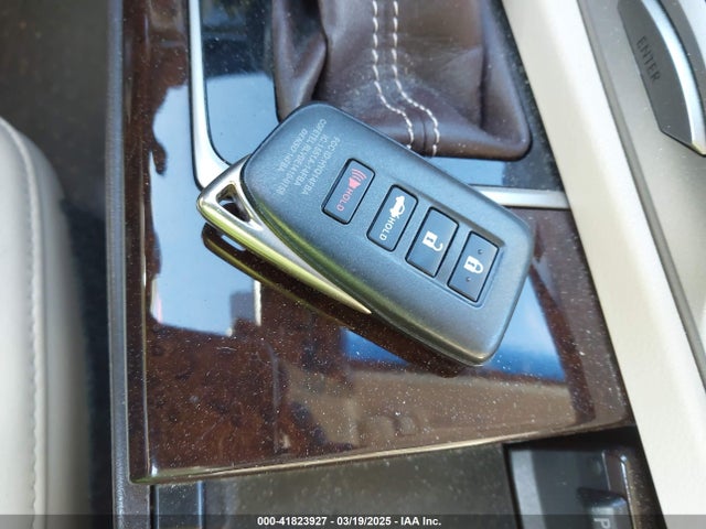 Lexus 2gr-fe 2016 58ABK1GG1GU025685 Image 11