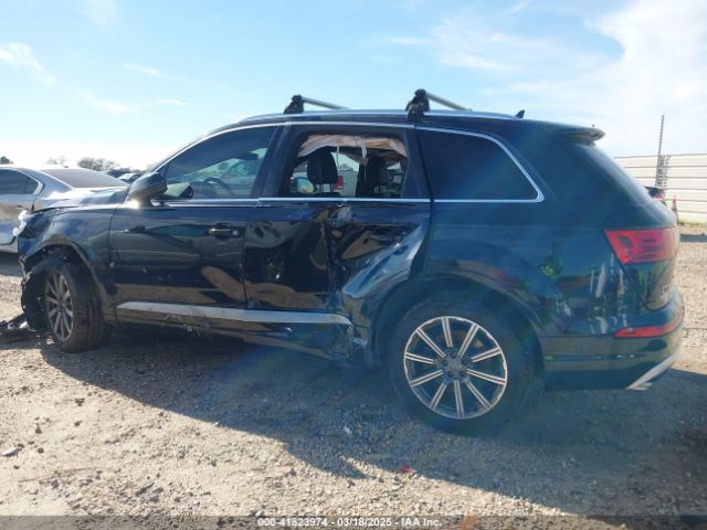 WA1LAAF74HD044974 Audi Q7 Premium Plus