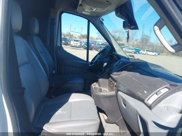 1FTYR2CM3KKB23320 Ford Transit-250